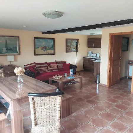 Holiday home Homes Garz/ruegen/insel Ruegen 3052 *